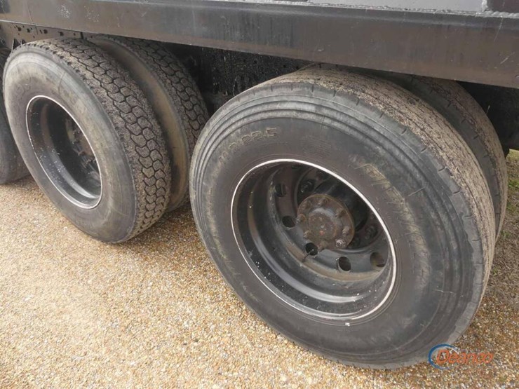 2009-kenworth-t800-image-5