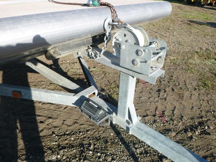 2001-unknown-trailer-image-29