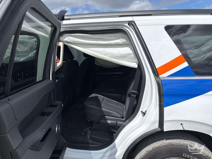 2024-ford-expedition-image-22