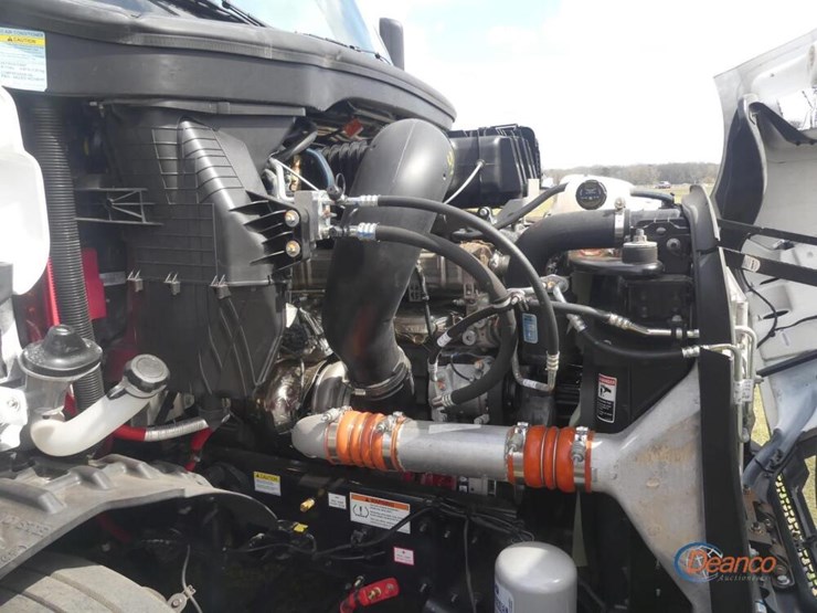 2025-freightliner-cascadia-116-image-9