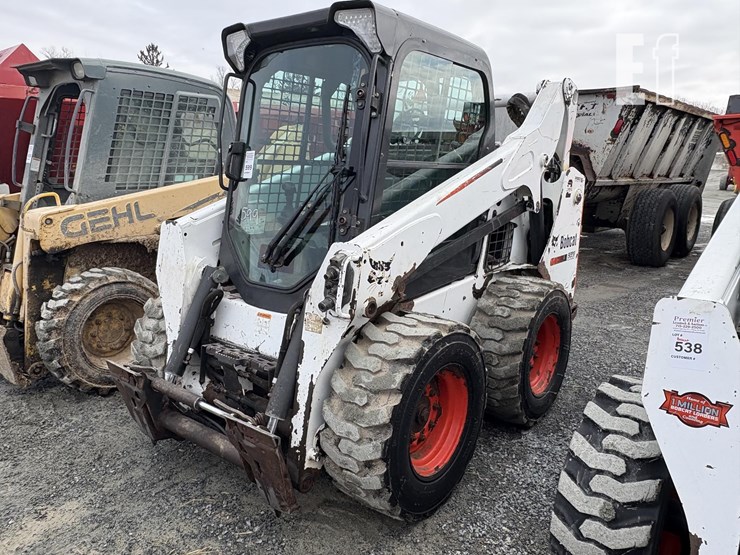 2014-bobcat-s590-image-3