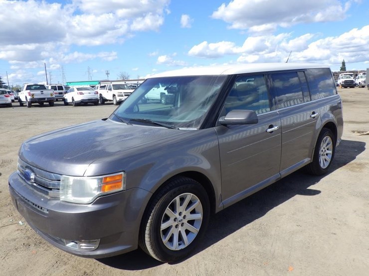 2009-ford-flex-image-1