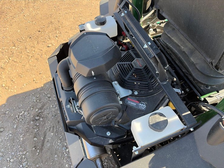 2025-yakta-yxr-920-commercial-zero-turn-mower-image-11