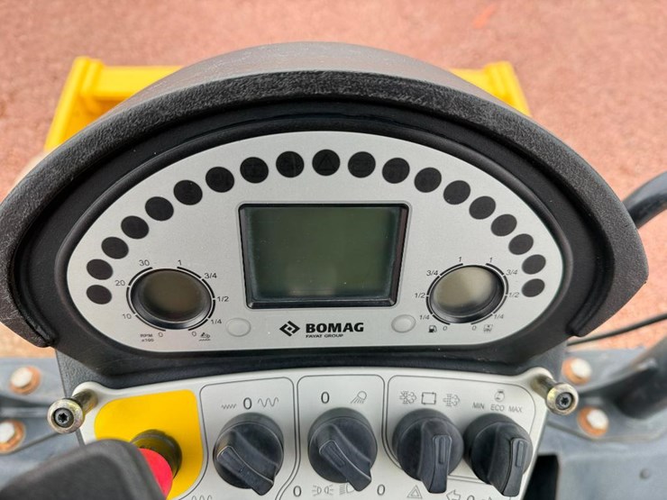 bomag-bw145dh-5-image-49