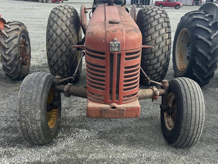 international-300-image-2