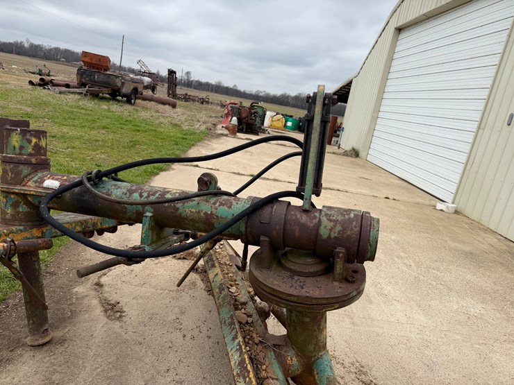 john-deere-8-image-8