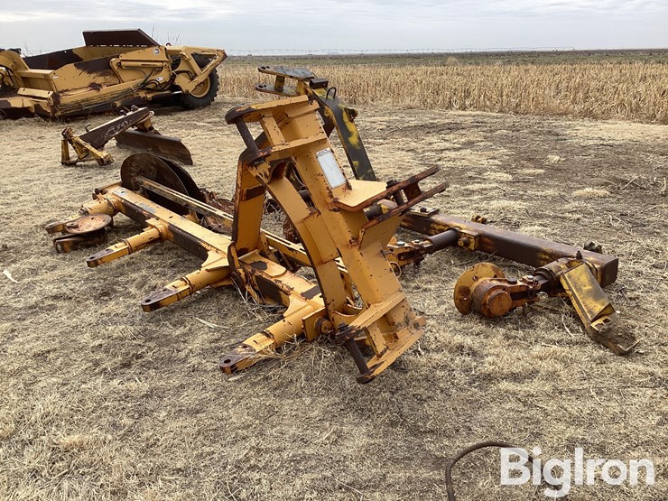 baker-reversible-disc-plows-image-1