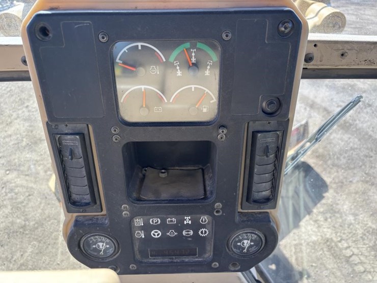 caterpillar-143h-image-51