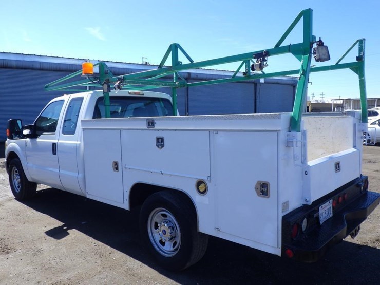 2013-ford-f350-image-4