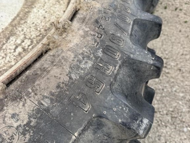 2-tires-and-wheels-image-3