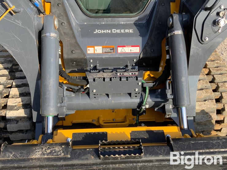 2024-deere-333-p-tier-image-18