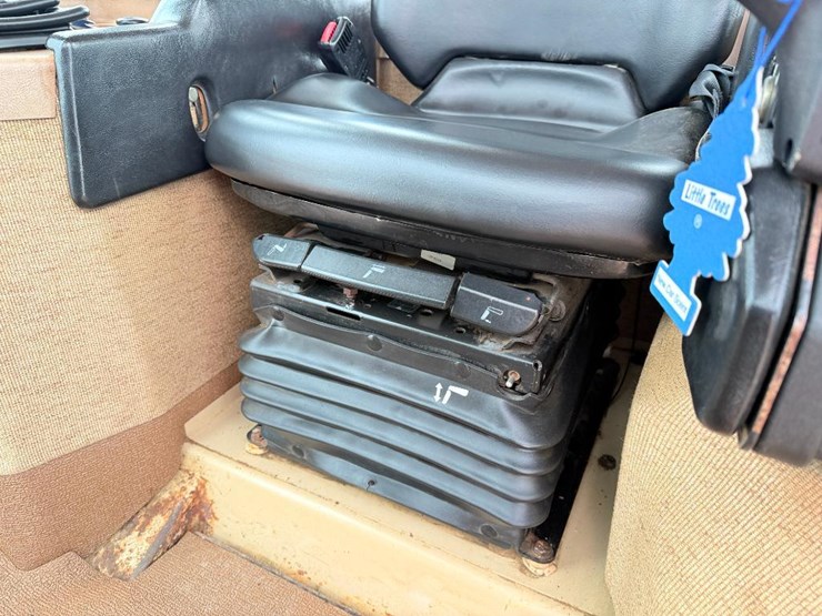 caterpillar-d6m-lgp-image-47