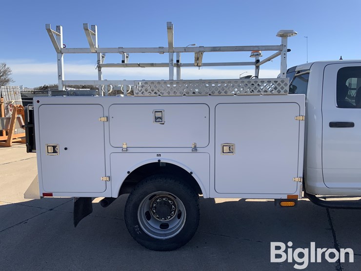 2013-dodge-ram-4500-image-17