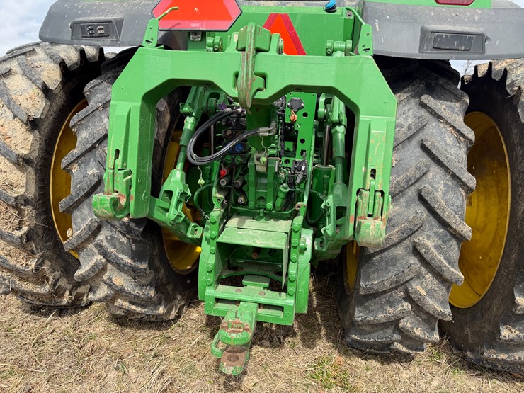 2023-john-deere-8r-310-image-20