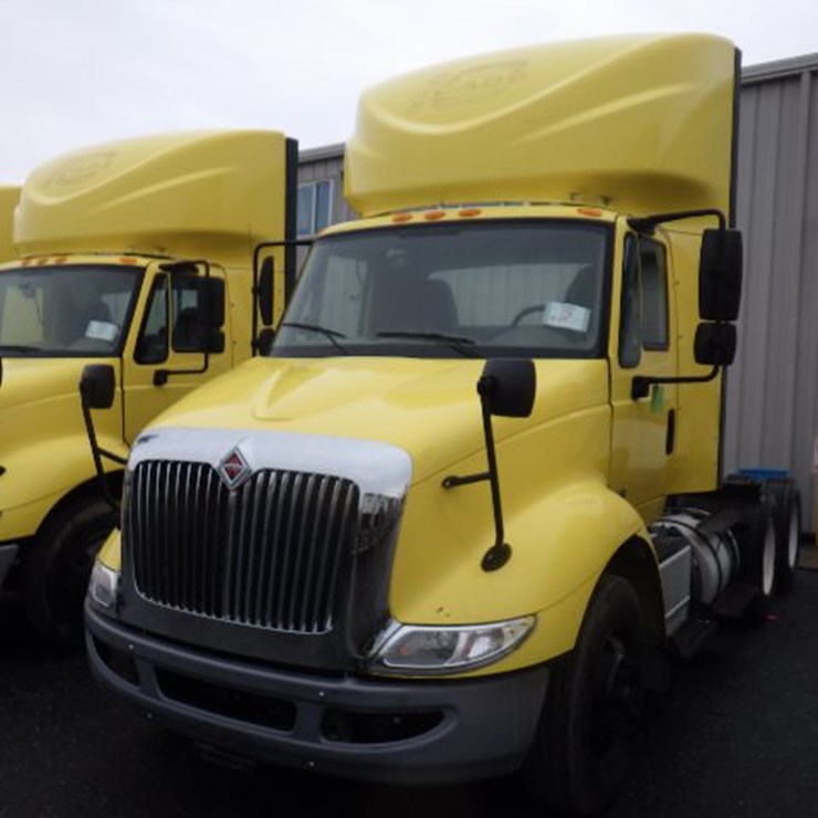 2016 INTERNATIONAL 8600