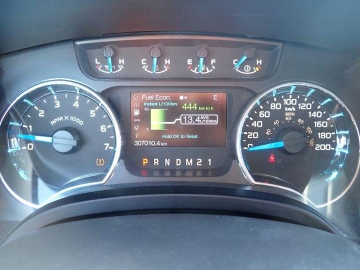 2013-ford-f150-xlt-image-10