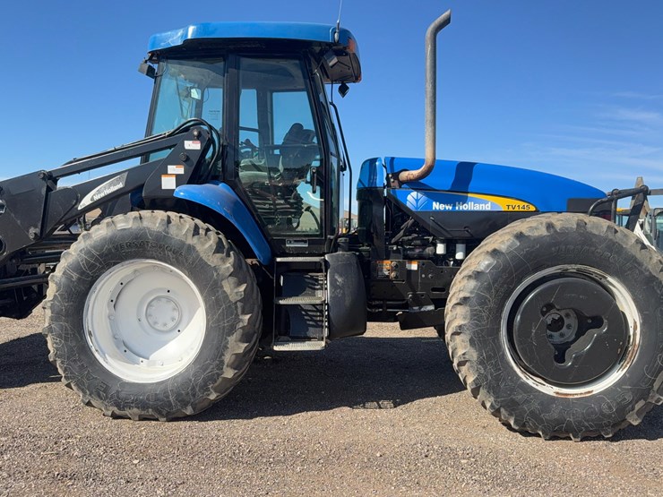 2007-new-holland-tv145-image-6