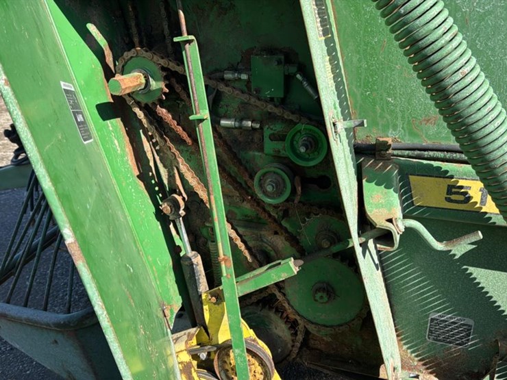 john-deere-510-image-16