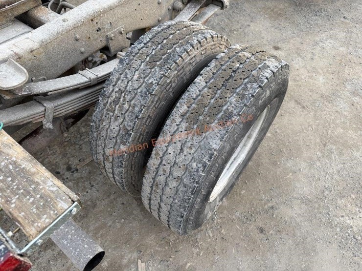 1996-ford-f350-xl-image-15