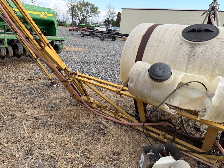 #41046-•-42'-250-gallon-3pt-sprayer-image-24