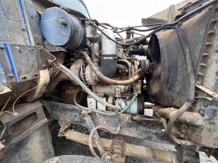 1984-international-s2500-image-24