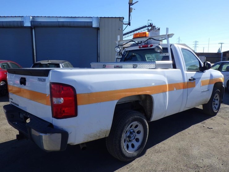 2009-chevrolet-1500-image-3