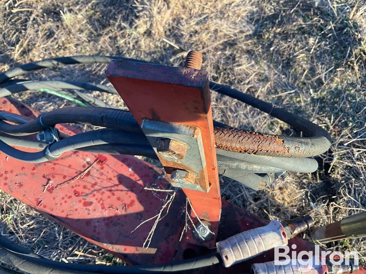 case-ih-3950-image-11