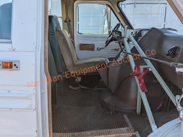 1986-gmc-3500-image-29