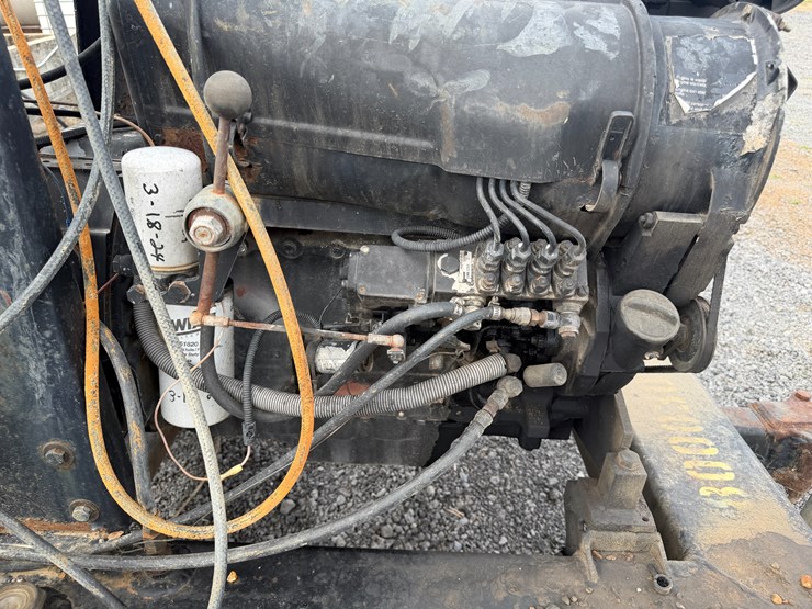 #40992-•-duetz-d914l04-4-cyl-power-unit-w/-trailer-image-17