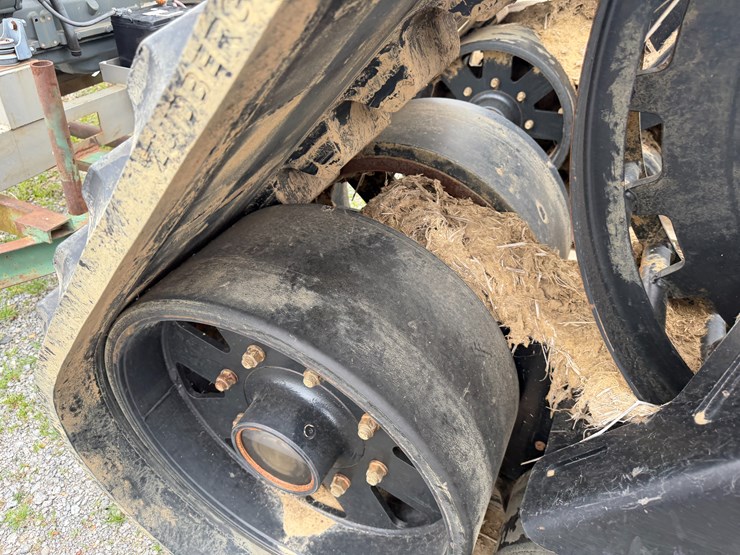 #41005-•-2022-zuidberg-36"-combine-tracks-image-30