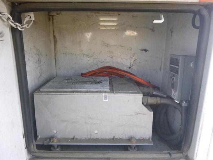 2010-ford-f550-image-20