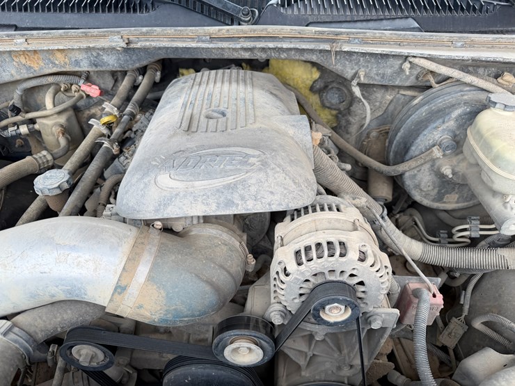 2005-chevrolet-silverado-1500-image-36