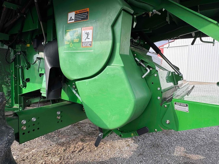 2013-john-deere-s550-image-4