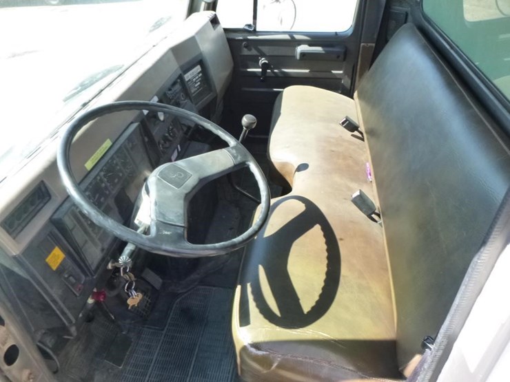 1995-international-4900-image-7