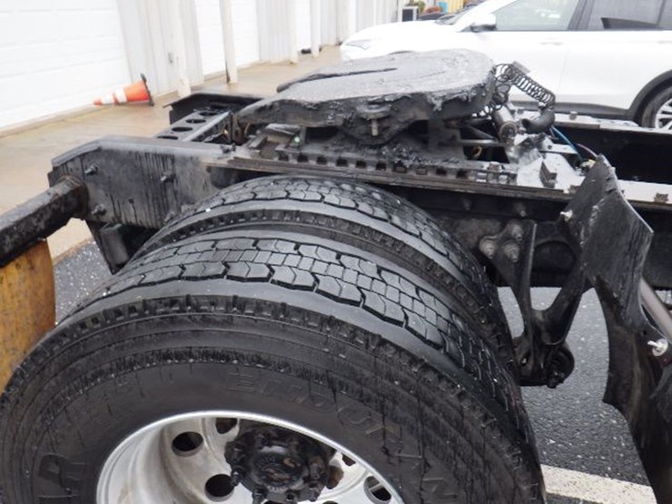 2016-international-prostar-image-9