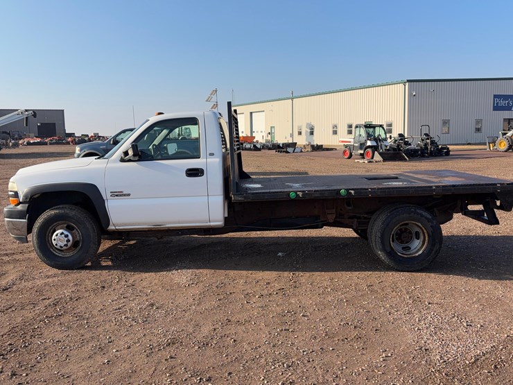 2001-chevrolet-c3500-image-6