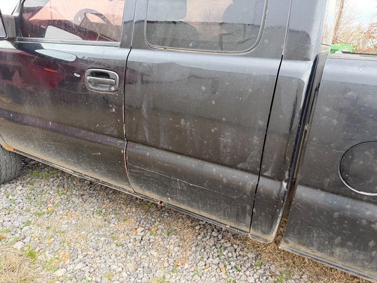 2005-chevrolet-silverado-1500-image-21