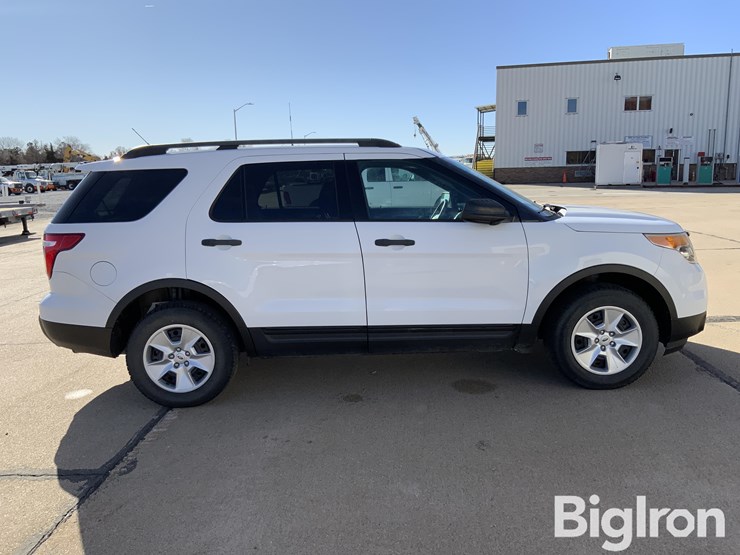 2013-ford-explorer-image-4