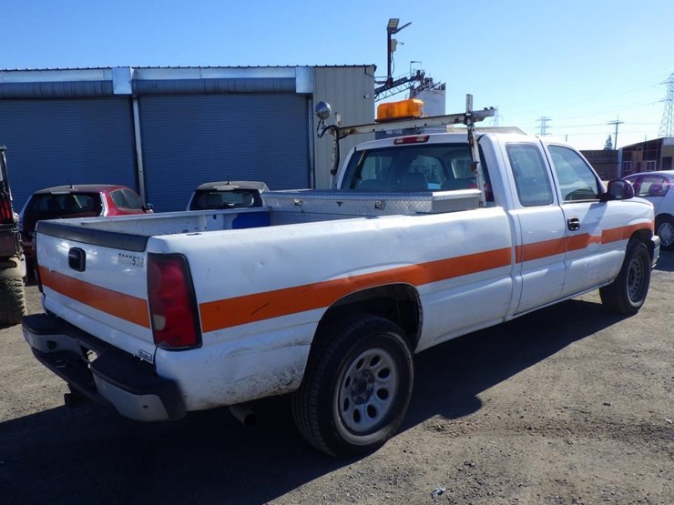 2007-chevrolet-1500-image-3