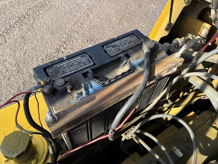 caterpillar-gpl40-image-35