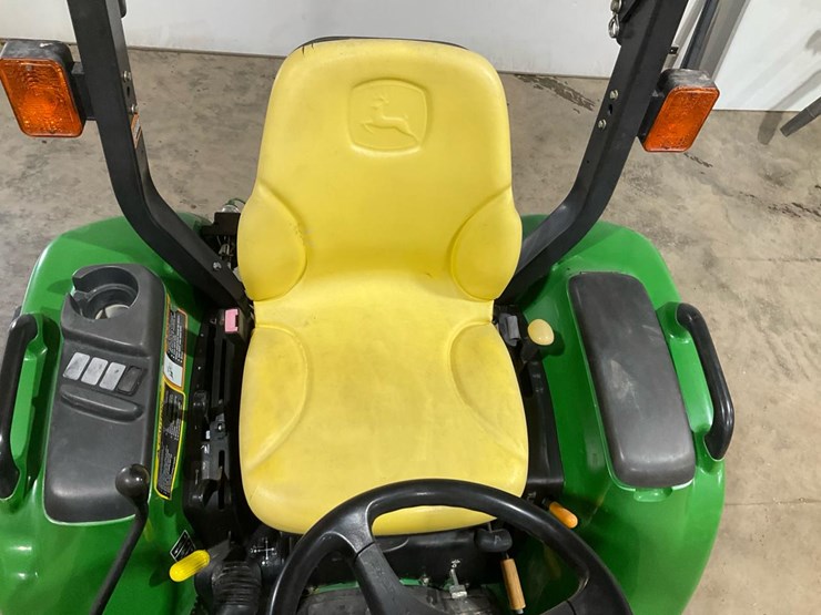 2010-john-deere-3520-image-53