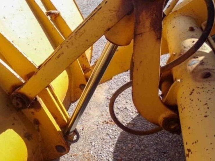 john-deere-310d-image-17