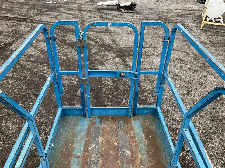 2003-genie-gs3246-image-43