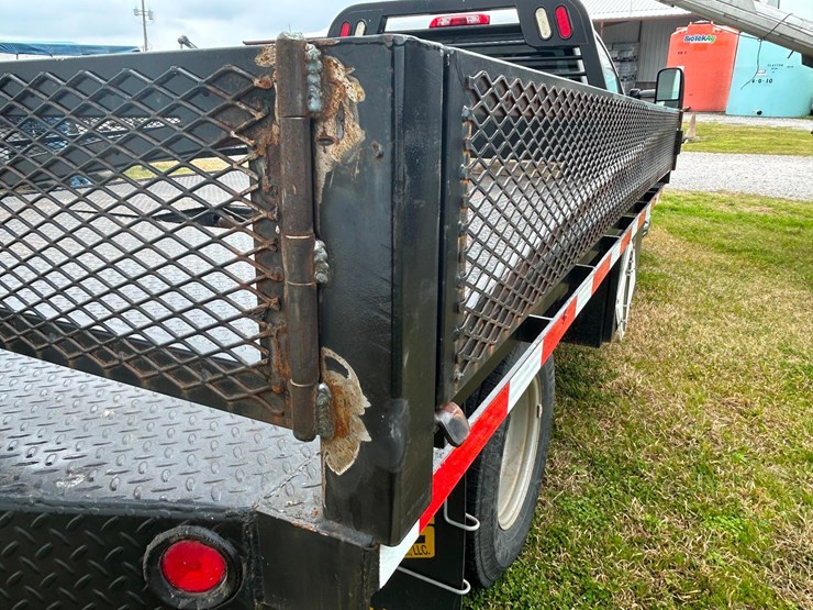 2015-gmc-3500hd-image-25