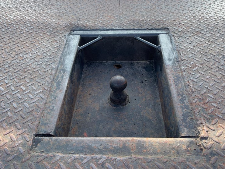 2001-chevrolet-c3500-image-12