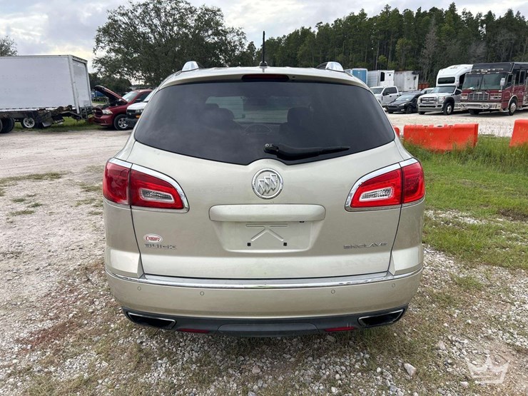 2013-buick-enclave-image-23