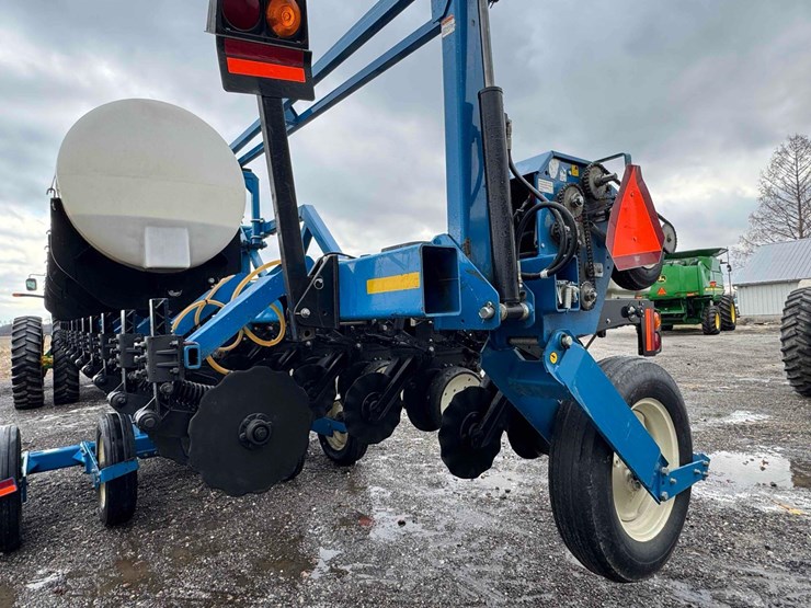 kinze-3600-image-17