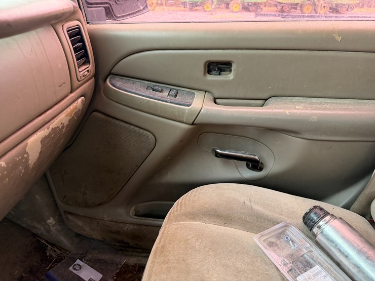 2005-chevrolet-silverado-1500-image-54