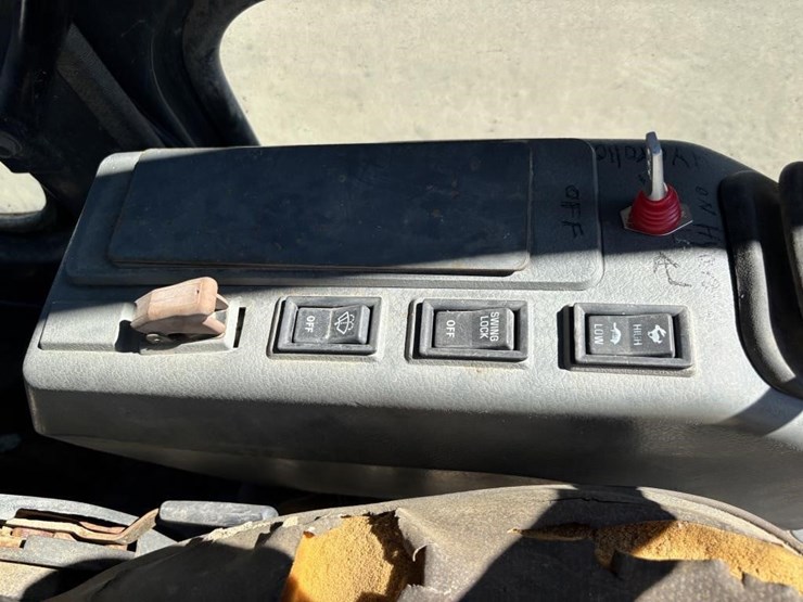 komatsu-pc60-7-image-27