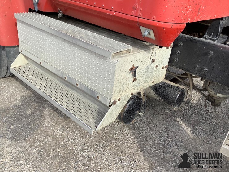 1990-international-f9370-image-13